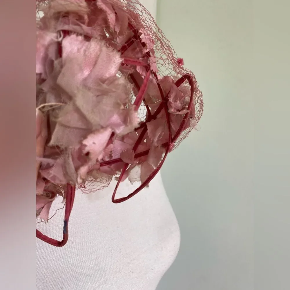 1950s Vintage Pink Flower & Bow Hat - Picture 5 of 9